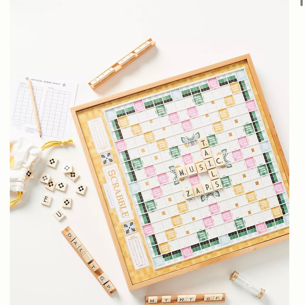 Anthropologie scrabble set New!